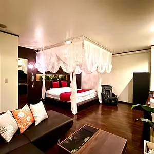 ホテル ホテルロータスバリ, 川崎町